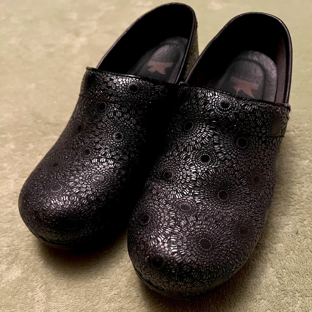 Original style Dansko shoes sz 38